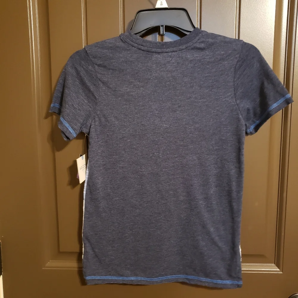 NWT ARIZONA JEAN CO. Boy's Short-Sleeved Blue Tee - Size S(8)